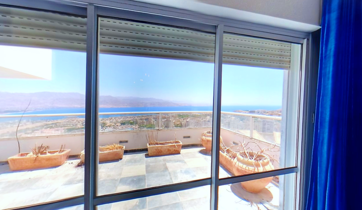 פנטהאוז- צוקי השמש_פינת אוכל (1)